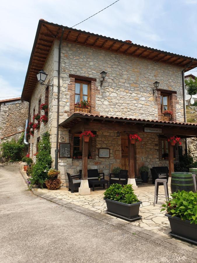 בית הארחה Ortiguero 	La Casona Del Jou מראה חיצוני תמונה