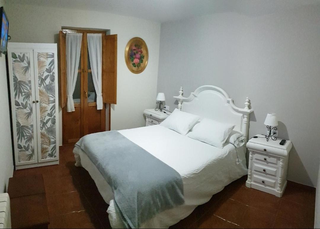 בית הארחה Ortiguero 	La Casona Del Jou מראה חיצוני תמונה